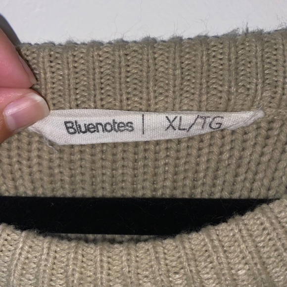 Cabin Sweater (XL) - Picture 3 of 4